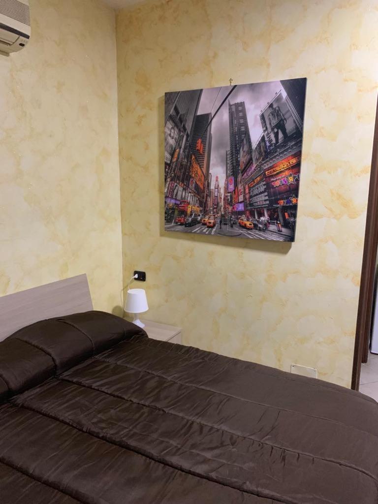 Airport Bedroom House CTA Exterior photo